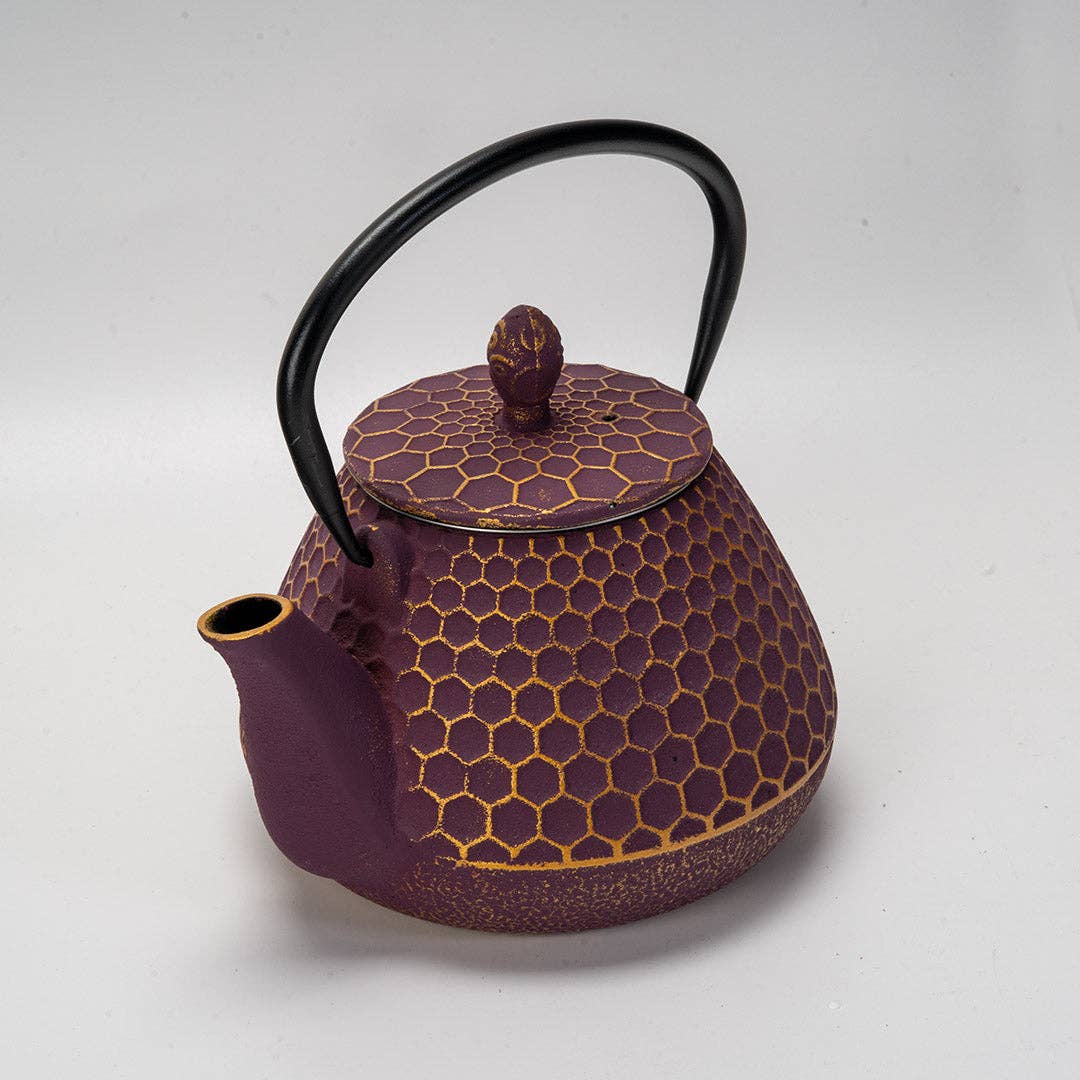 Purple Honeycomb Design 32oz Cast Iron Tea Pot (1/8)