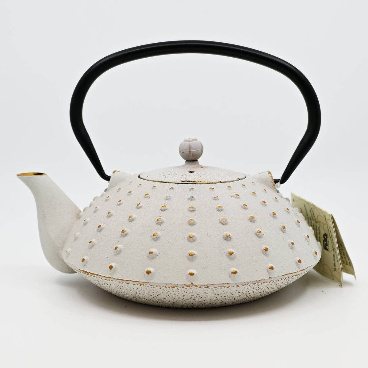 White Tokusa Design 40oz Cast Iron Tea Pot (1/6)
